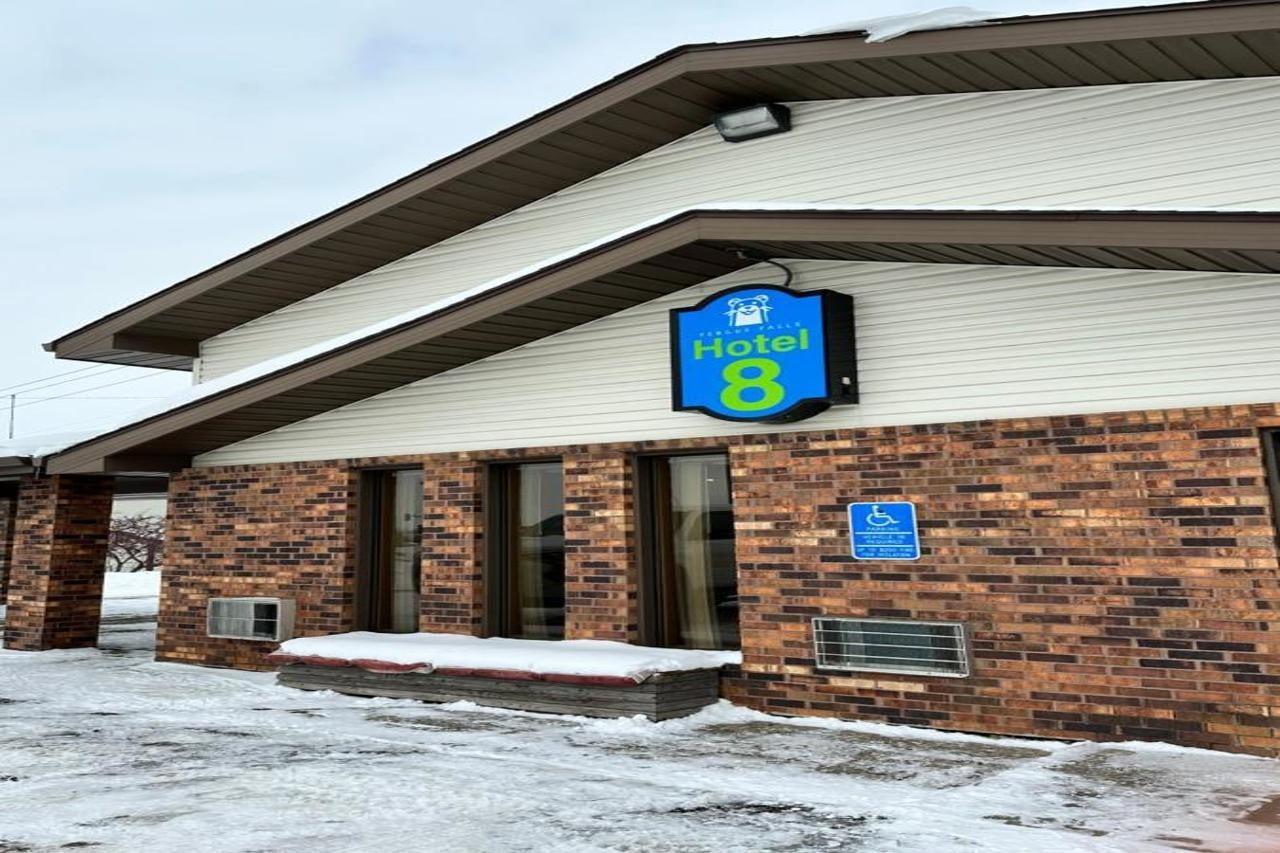Super 8 By Wyndham Fergus Falls Exteriér fotografie